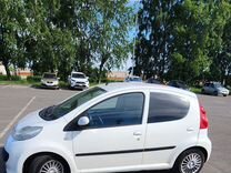 Peugeot 107 1.0 MT, 2008, 118 900 км, с пробегом, цена 423 500 руб.