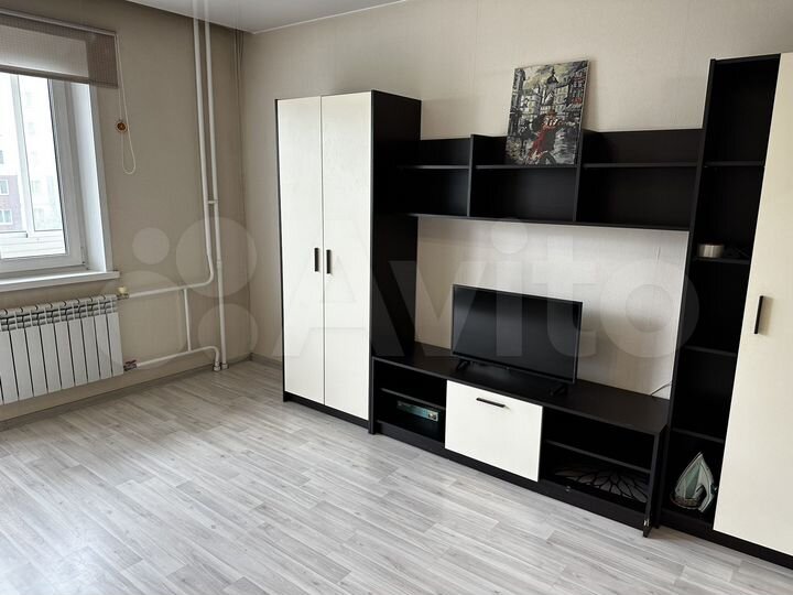 1-к. квартира, 43 м², 4/10 эт.