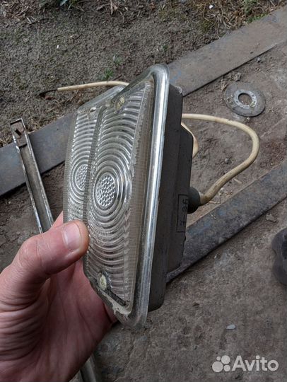 Газ 24 подфарники новые СССР