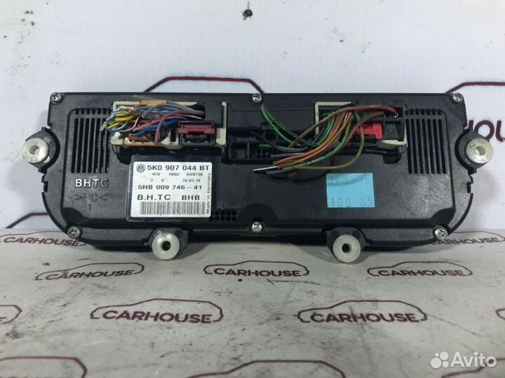 Блок управления климат-контролем Volkswagen Passat