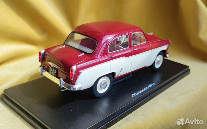 1/24 модель Skoda felicia 1959 Москвич 407 410Н