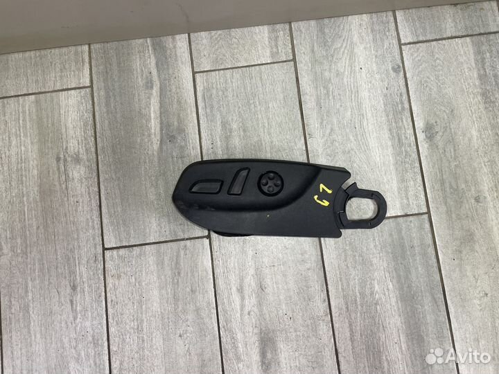 Блок кнопок левого сиденья Ауди А4 8Е Б7