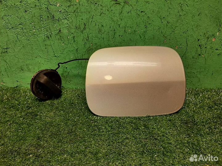 Лючок топливного бака Lexus GS 450H 2007