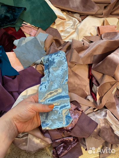 Лоскуты бархатной ткани для рукоделия