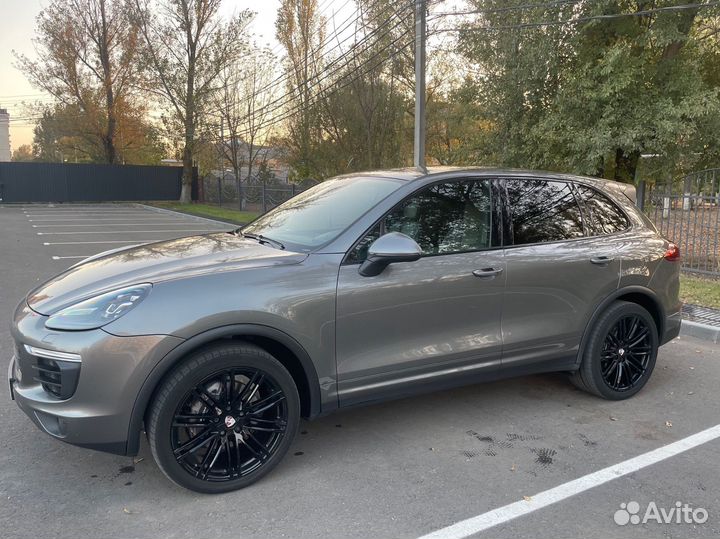 Porsche Cayenne 3.0 AT, 2015, 235 000 км