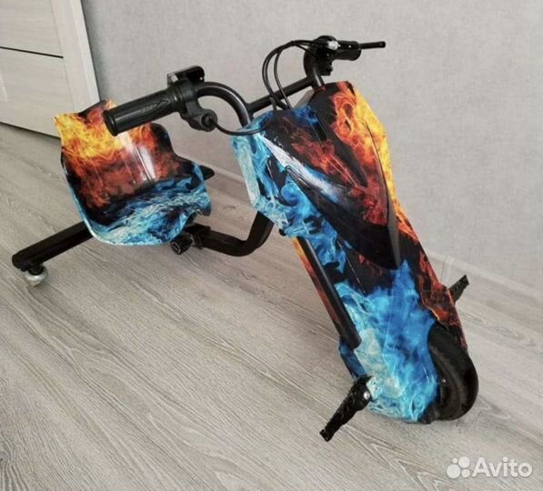 Дрифт Трайк Мини Скутер