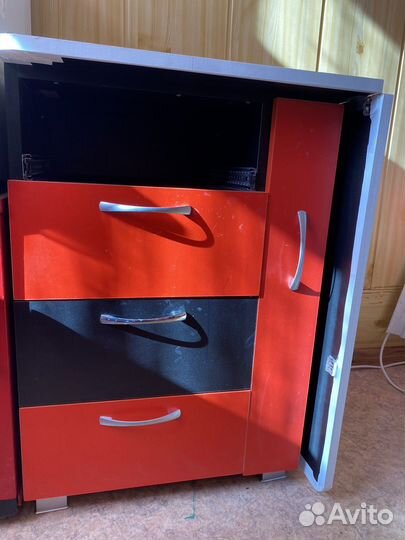 Маникюрный стол складной бу