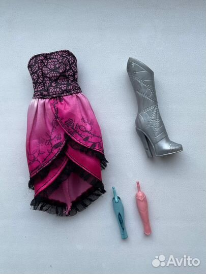 Аксессуары и запчасти для кукол монстер хай