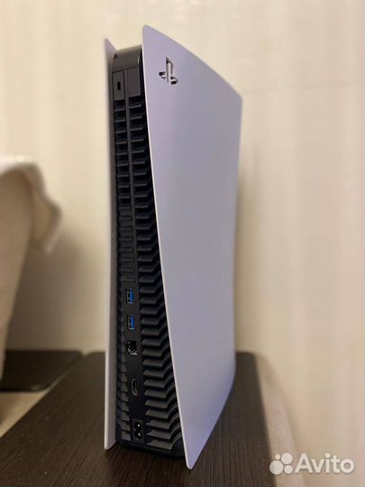 Sony PlayStation 5 CFI-1200A 3 ревизия + Наушники