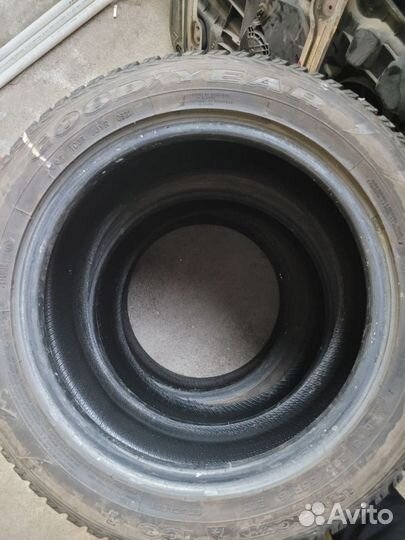 Goodyear UltraGrip Ice 205/55 R16