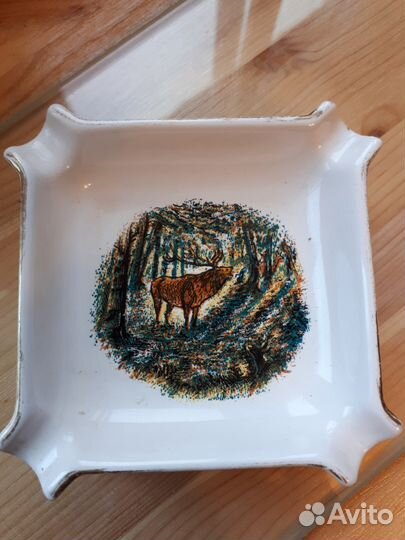 Набор фаянсовых пепельниц с охотничьим сюжетом