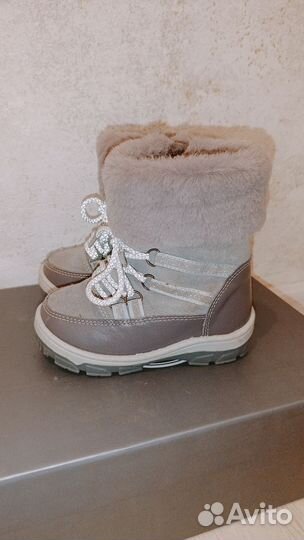 Зимние сапожки для девочки