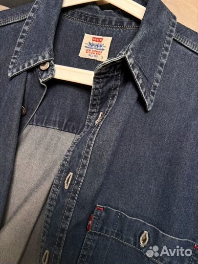 Джинсовая рубашка levis