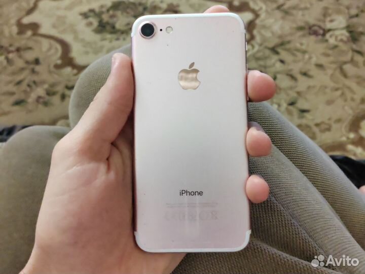 iPhone 7, 128 ГБ