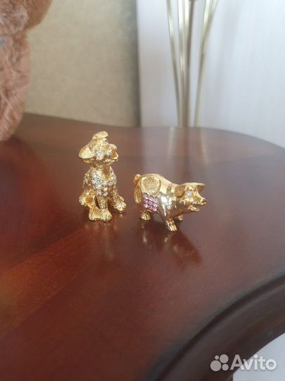 Статуэтки год собаки/год свиньи 2 шт маленькие