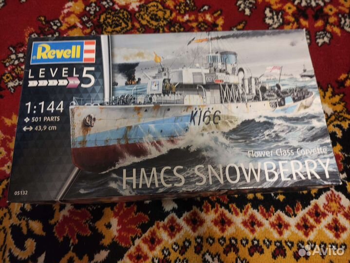 Модель корабля hmcs Snowberry, Revell