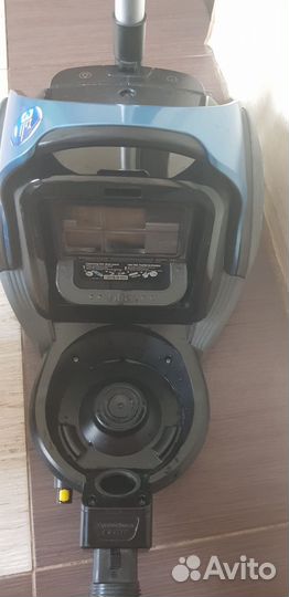 Моющий пылесос с влажной уборкой мощный Samsung