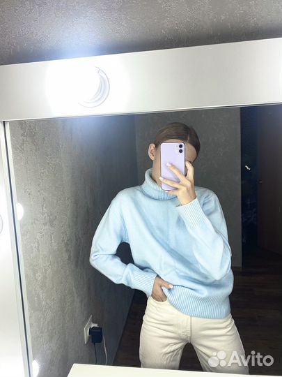 Свитера женские