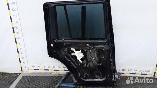 Дверь задняя левая land rover discovery 4 (2NN08FG