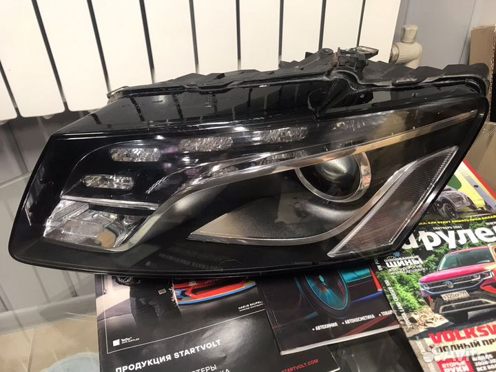 Фара передняя левая Audi Q5 2011г ксенон