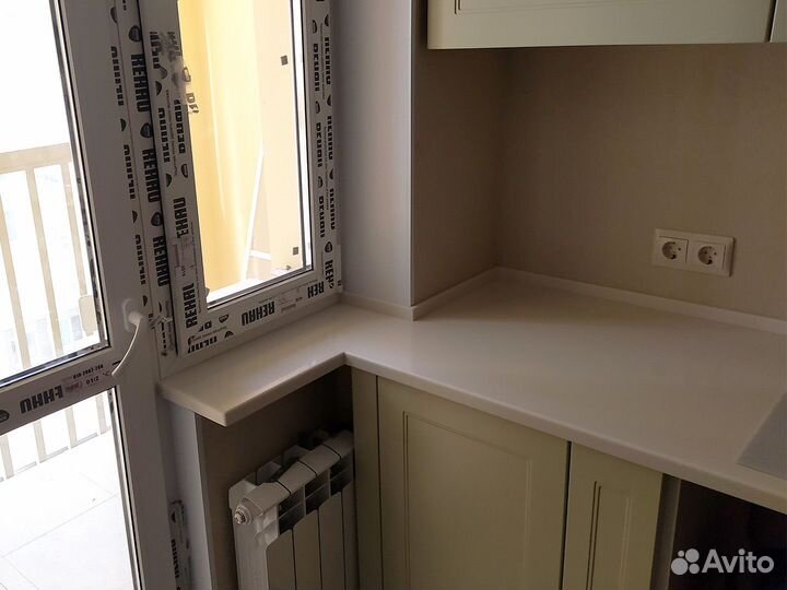 Подоконник столешница из искусственного камня м2/р