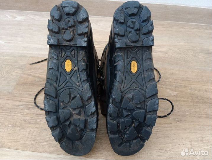 Трекинговые ботинки Lower