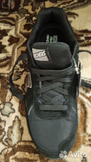 Кроссовки мужские 42 размер