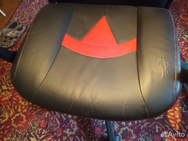 Игровое кресло viking v8