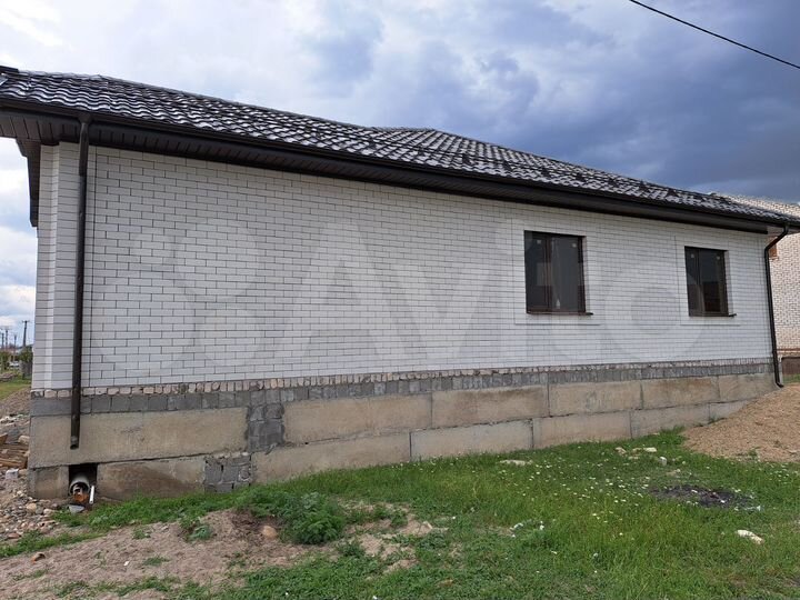 Дом 195 м² на участке 6 сот.