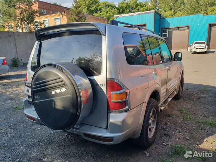 Mitsubishi Pajero 3.5 AT, 2000, 350 000 км