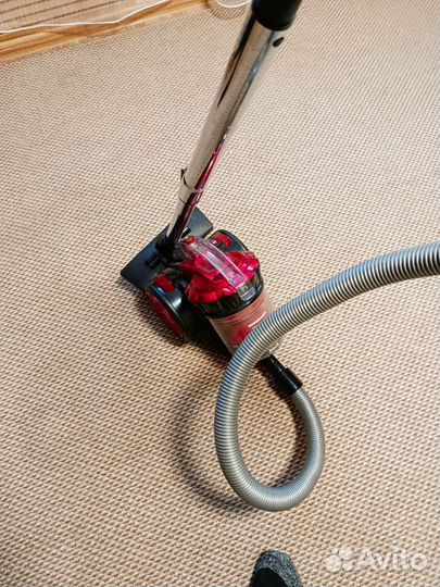 Продам пылесос Normann 2000w