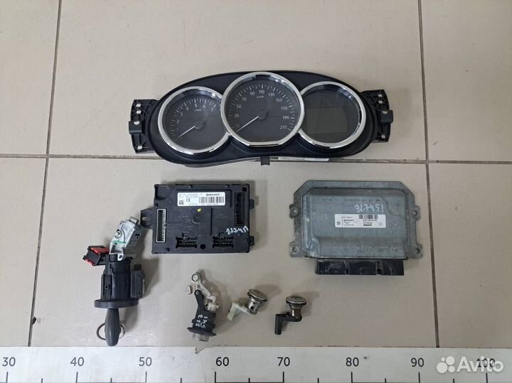 Замок зажигания Nissan Terrano