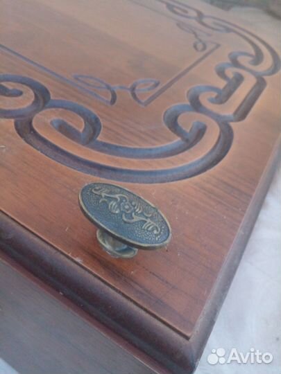 Полка подвесная настенная