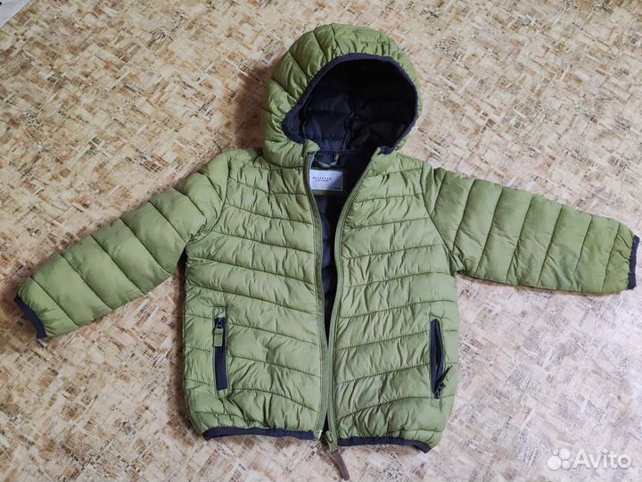 Продам куртку reserved