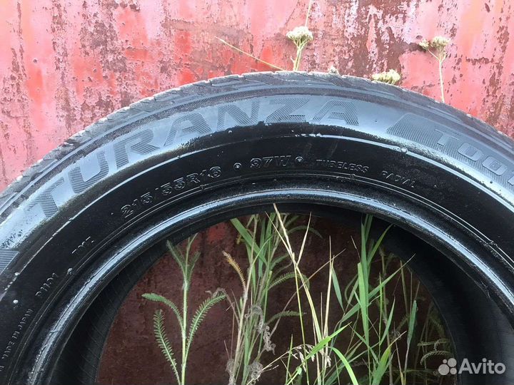 Bridgestone Turanza T001 215/55 R16