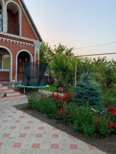 Дом 162,3 м² на участке 24,8 сот.