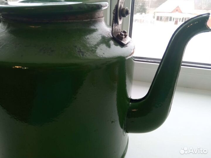 Большой эмалированный чайник СССР