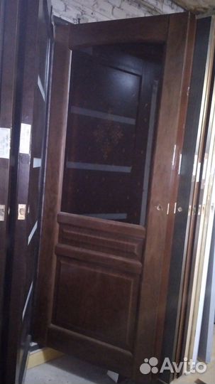 Межкомнатные двери бу с витрины