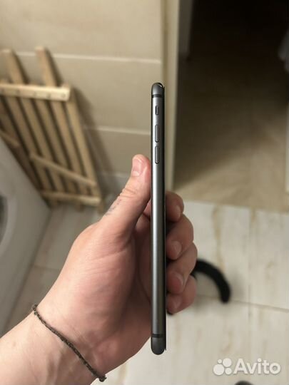 iPhone 8 Plus, 64 ГБ