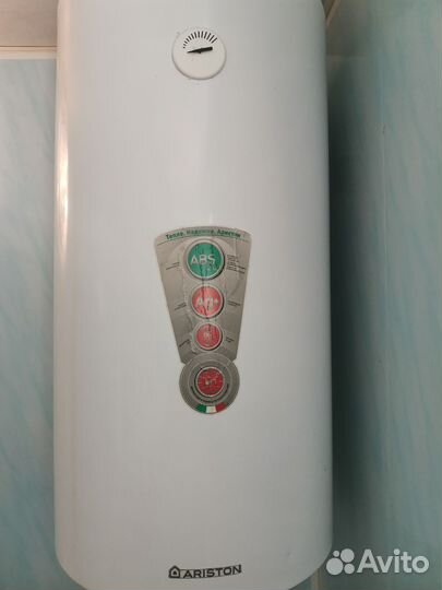 Водонагреватель 100 ariston