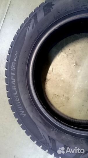 Kumho WinterCraft Ice WI31 215/70 R15 98T