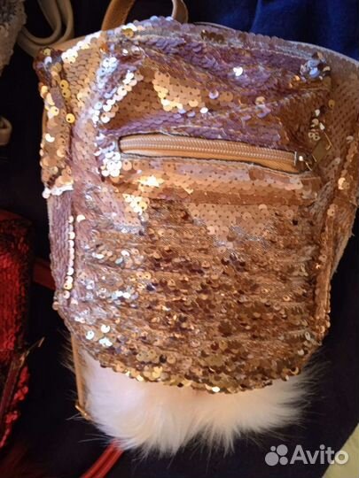 Рюкзак для девочки новый с пайетками