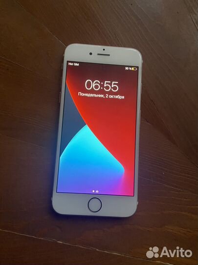 Телефон iPhone 6s