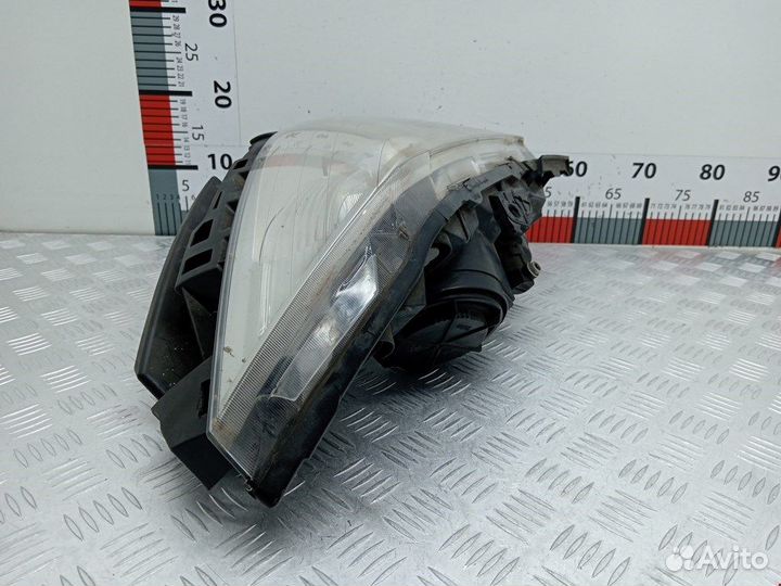 Фара передняя для Renault Megane 2 8200412741