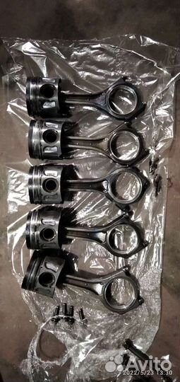 Шатун с поршнем 306dt Discovery 4 (2012) г