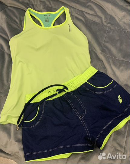 Одежда для спорта женская