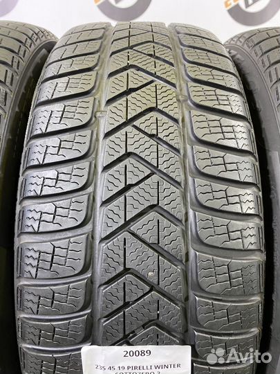 Pirelli Winter Sottozero 3 235/45 R19