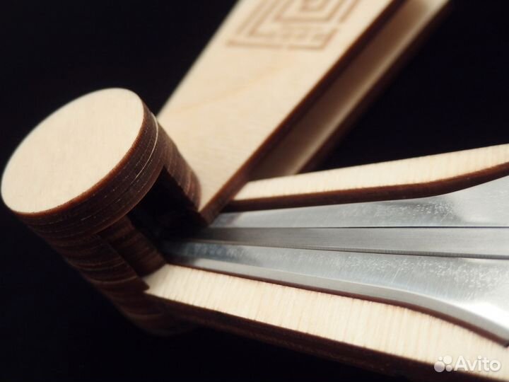 Варган Глазырина Фантом в деревянном футляре