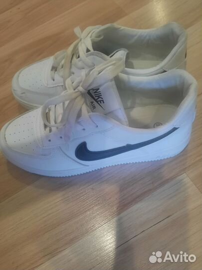 Кроссовки nike