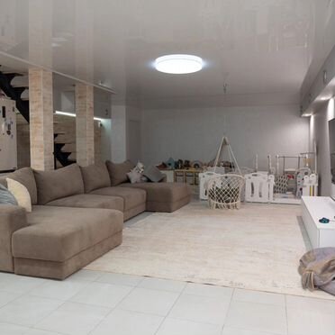 5-к. квартира, 218 м², 1/3 эт.